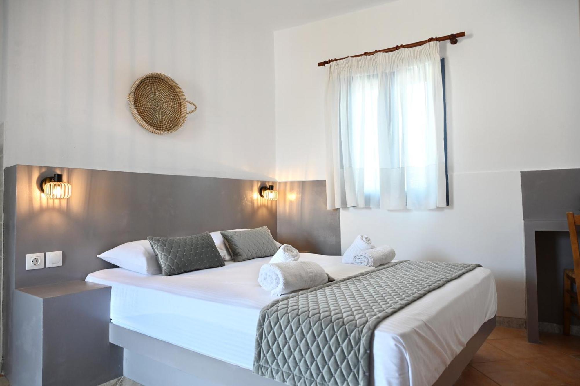 Oneiro Rooms Kythnos Kanala 外观 照片